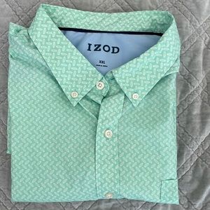 IZOD short sleeve button down with pocket